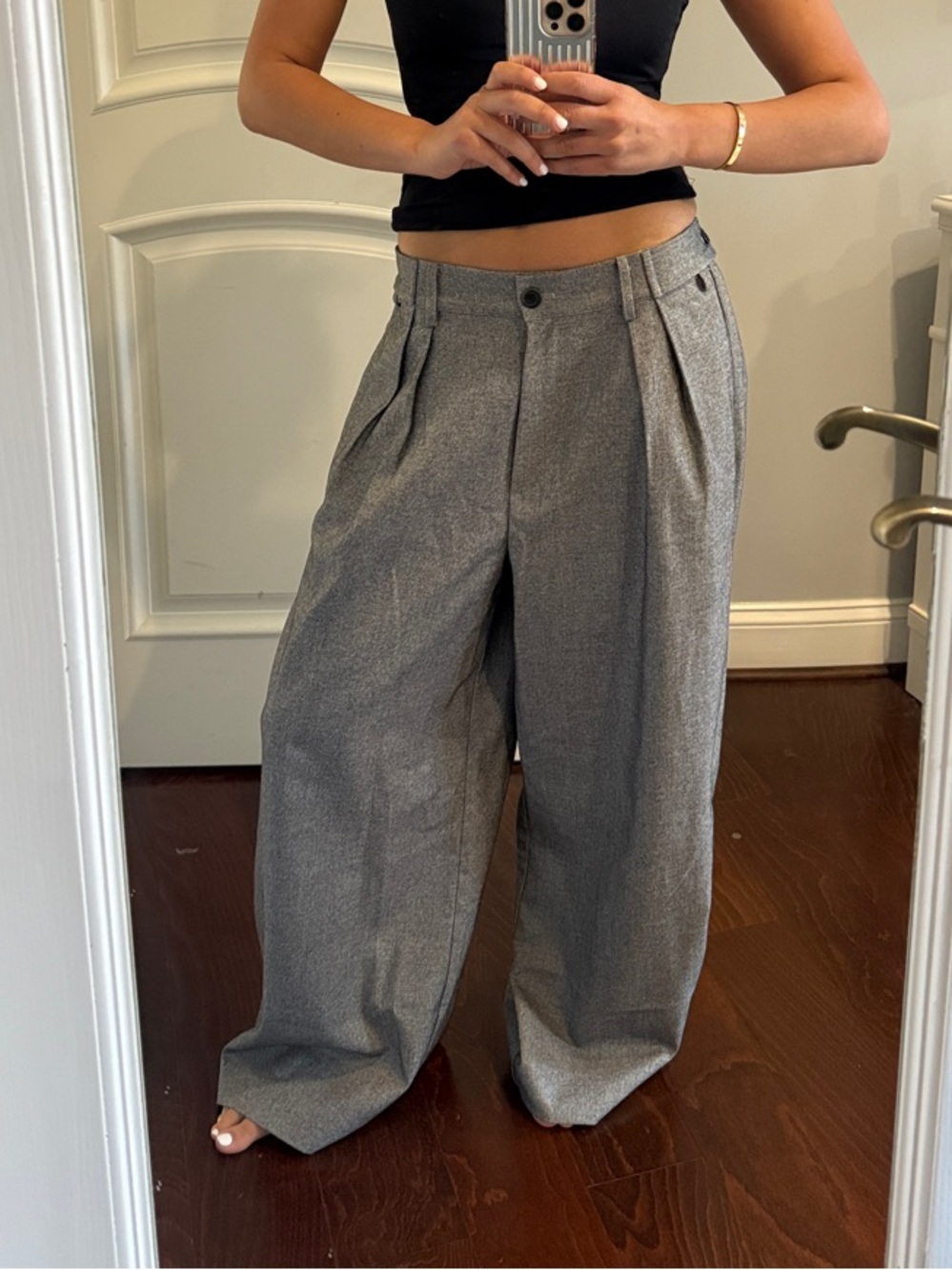 The Frankie Shop Wide-Leg Pleated Gray Trousers